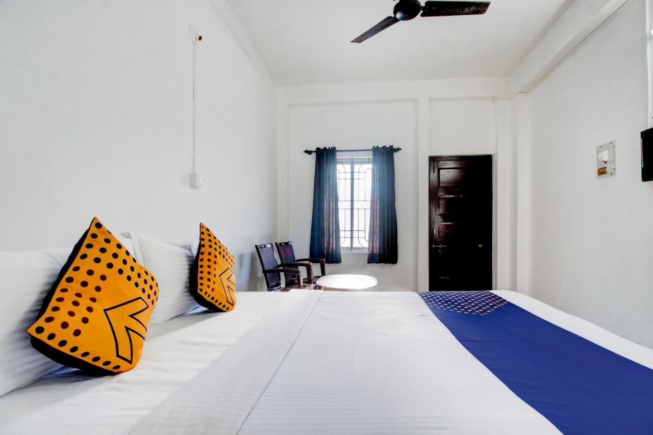 מניפלה Spot On Hotel Samruddhi Residency מראה חיצוני תמונה